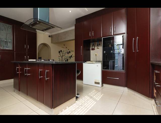 4 BEDROOM HOUSE FOR SALE IN MALVERN